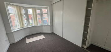 Flat to rent in Watt Street, Gateshead NE8