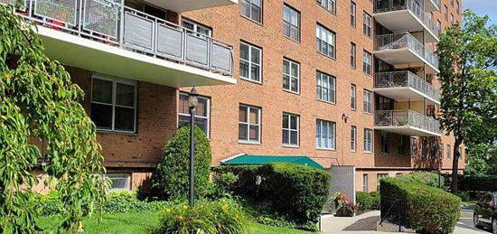 301 Beech St APT 7A, Hackensack, NJ 07601