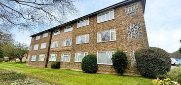 2 bedroom ground floor flat