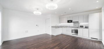 Flat to rent in Olympic Way, London HA9