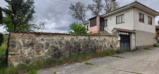 Casa o chalet independiente en venta en  la iglesia, 25