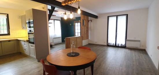 Maison  à vendre, 3 pièces, 2 chambres, 81 m²