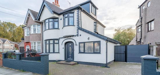 4 bed semi-detached house for sale