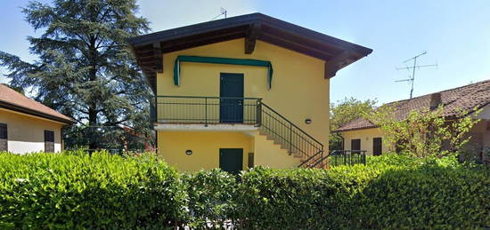 Villa unifamiliare via Cantarane, 10, Centro, Sirmione