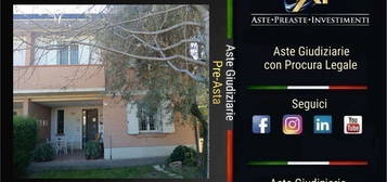 Villa all'asta in via Serraglio, 1