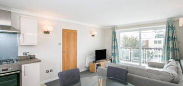 2 bed flat to rent