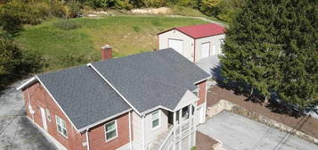 3107 E Cumberland Rd, Bluefield, WV 24701