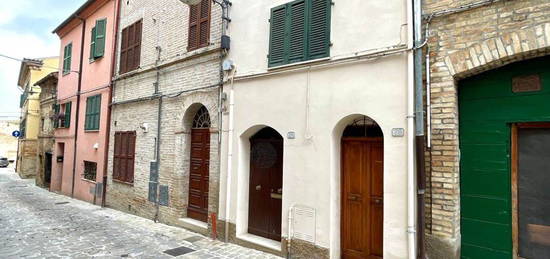 Casa indipendente in vendita a Pollenza