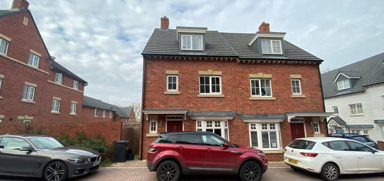 4 bedroom terraced house