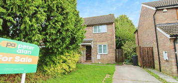 2 bedroom link detached house for sale