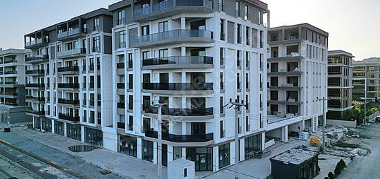 KR MUTLU KAYAPA DA 3+1 135 NET HAVUZLU SİTE İÇİNDE SATILIK DAİRE