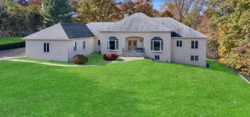 1 High Mountain Trl, Lincoln Park, NJ 07035