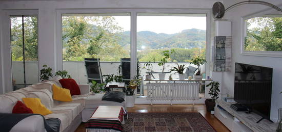 Traumhafte 3,5-Zimmer Wohnung mit spektakulärem Blick auf Siebengebirge und Rhein in Bonn