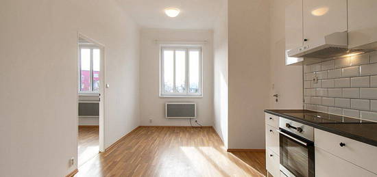 Pronájem bytu 2+kk 48 m²