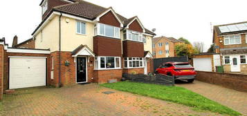 4 bedroom semi-detached house for sale