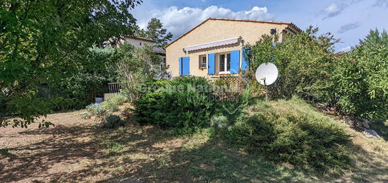 GREOUX LES BAINS MAISON DE PLAIN PIED AVEC 2 GARAGES SUR 1200m² DE TERRAIN