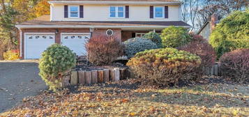 30 Zimmer Rd, East Hartford, CT 06118