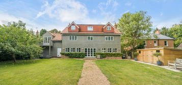 6 bedroom detached house for sale