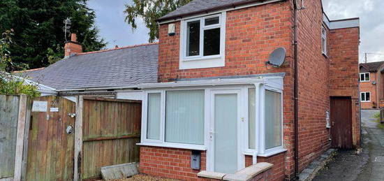 2 bedroom semi-detached house for sale