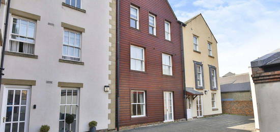 2 bed flat to rent