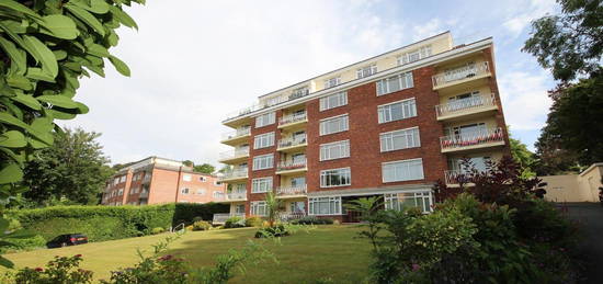 Flat to rent in Old Torwood Road, Torquay TQ1