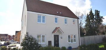 3 bedroom detached house to rent