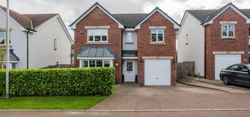 4 bed detached house for sale