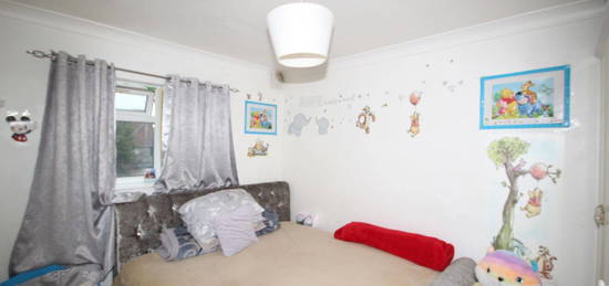 Flat to rent in Northolt Road, Harrow, Middlesex HA2