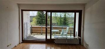 (Bilder vor Renovierung!) Neu renovierte EG-Wohnung mit großem Balkon, Schwimmbad und Sauna