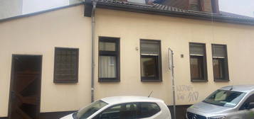 Zwei Zimmerwohnung zu vermieten, Altbau Neckarstadt-West