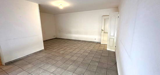 Appartement  à louer, 2 pièces, 1 chambre, 51 m²