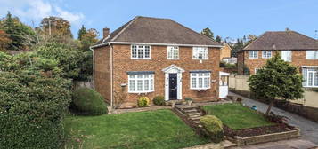 4 bed detached house for sale