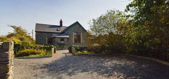 5 bed detached house for sale