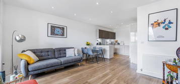 Flat for sale in Hanbury Road, London W3