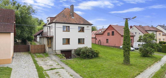 Prodej  rodinného domu 164 m², pozemek 1 000 m²