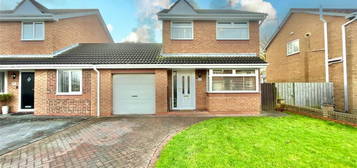 3 bedroom link detached house for sale