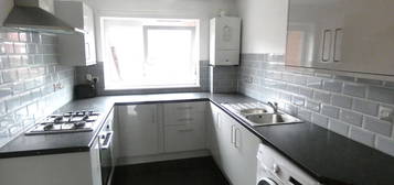 3 bed maisonette to rent