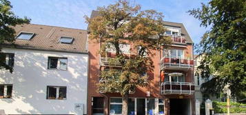 Helle 2-Zimmer-Eigentumswohnung mit großem Balkon und eigenem Stellplatz in beliebter Lage Duisburgs