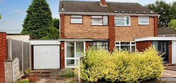 3 bedroom semi-detached house for sale