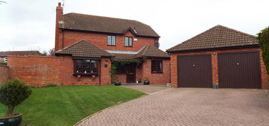 4 bedroom detached house