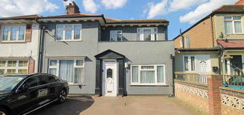 6 bedroom semi-detached house for sale