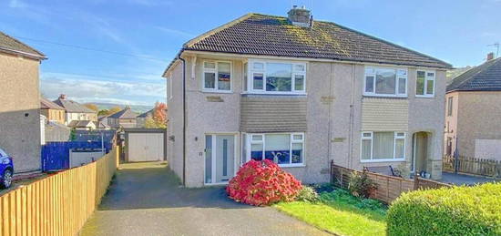 3 bedroom semi-detached house