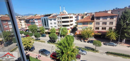 KİRALIK 3+1 DAİRE SAFRANBOLU MERKEZDE İÇİ YAPILI GÜZEL DAİRE