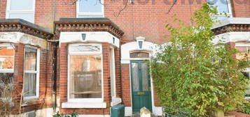 2 bedroom terraced house