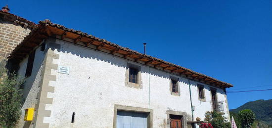 Casa de pueblo en venta en calle San Lorenzo, 33