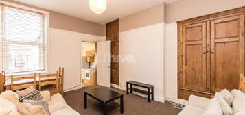 Maisonette to rent in Glenthorn Road, Jesmond, Newcastle Upon Tyne NE2