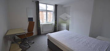 5 bed shared accommodation to rent