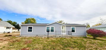 164 S 4th St, David City, NE 68632