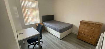 1 bedroom house share