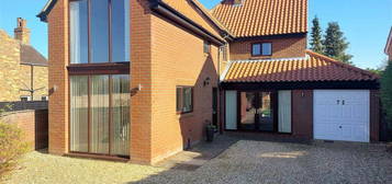 4 bedroom detached house